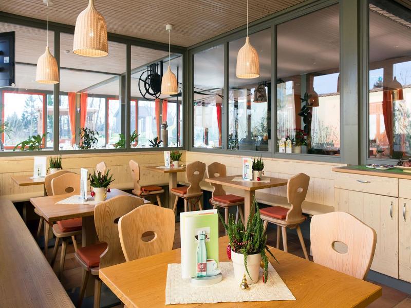 Jufa Hotel Weinviertel - Eselsmuehle Зеефельд Экстерьер фото