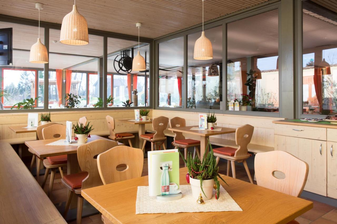 Jufa Hotel Weinviertel - Eselsmuehle Зеефельд Экстерьер фото